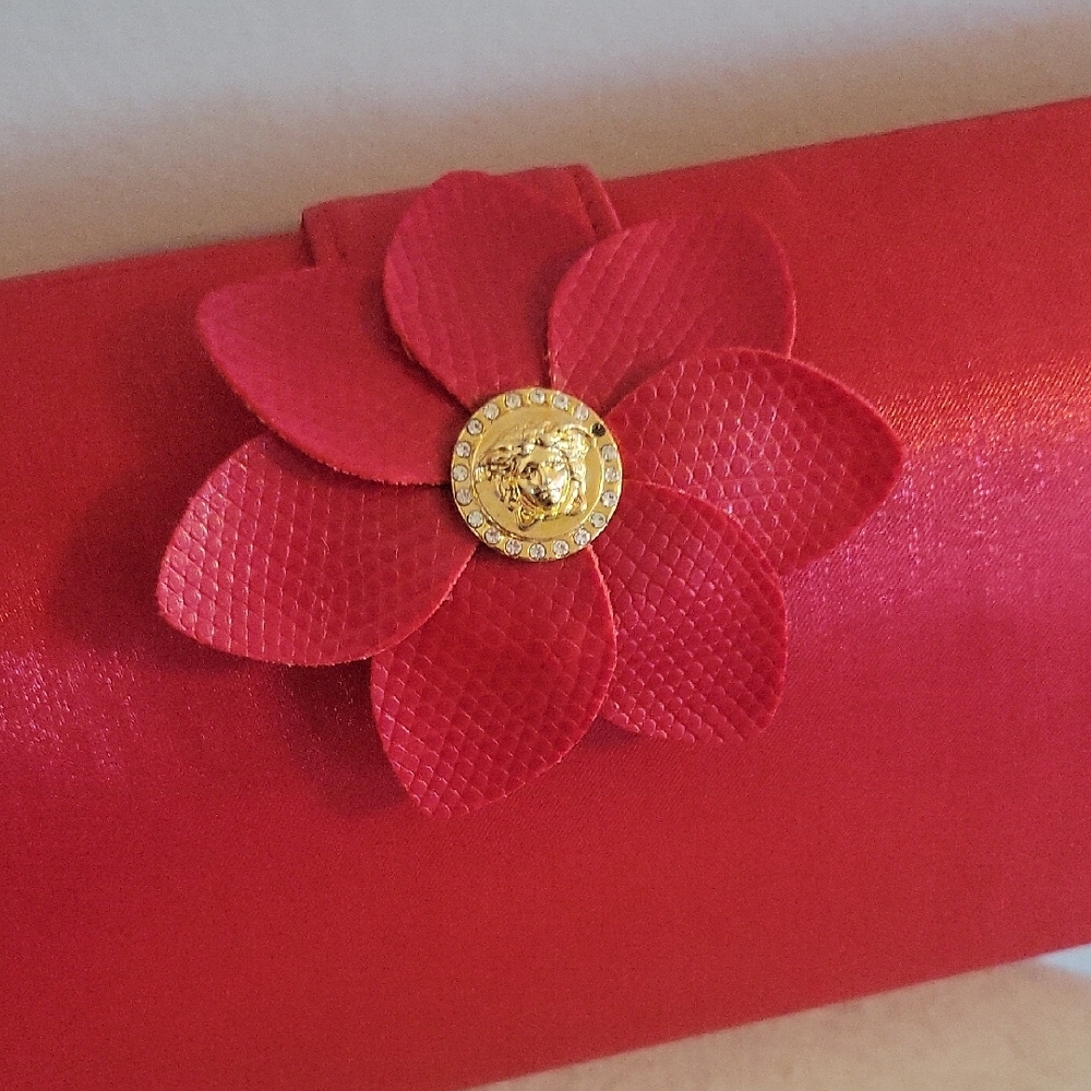 RARE VERSACE MEDUSA LOGO CLUTCH MAKE-UP EVENING BAG - Picture 2 of 6